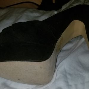 Black heel